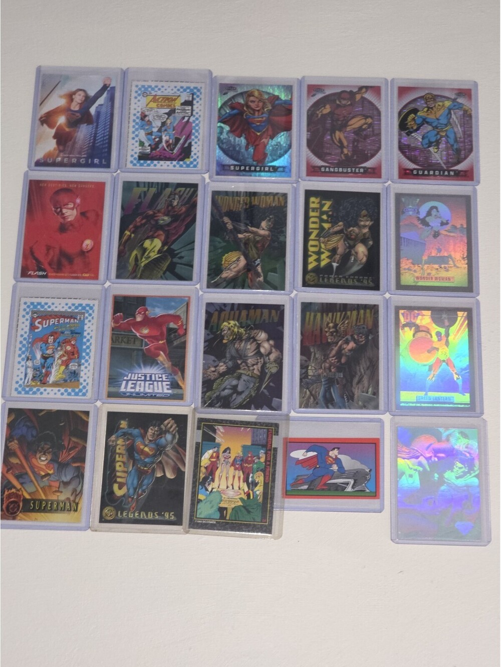 20 Card Lot DC Heroes Flash Superman Wonder Woman Hard Hitters Holos Brilliants